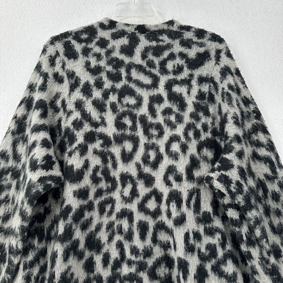 Torrid Plus 5X Cardigan Sweater Grey Leopard Longline‎ Knit Open Front Animal - Picture 4 of 11